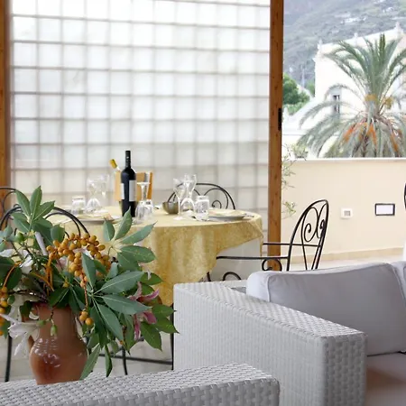 La Filadelfia 3* Lipari